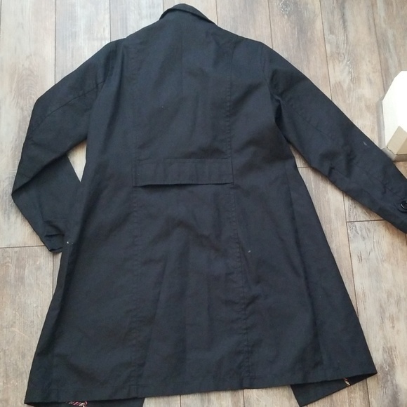 Coat - Picture 5 of 5
